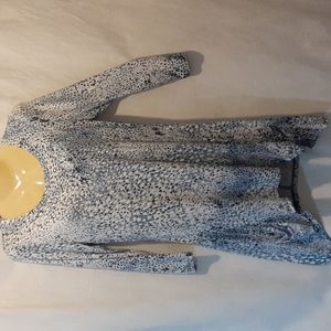 LOGO Blue Print Knit Hi-Low Tunic Top